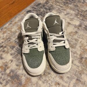 Big Kids Or Women’s Jordan 1 Low